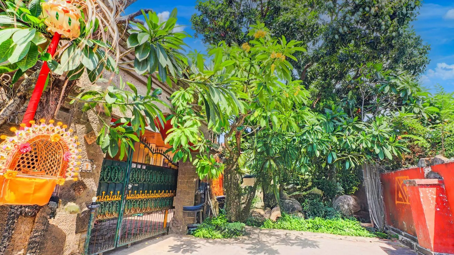 Oyo Danawa House Hotel Denpasar